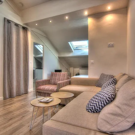شقة 5mw - 1 Bedroom *